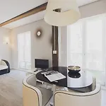 Arrasate - Local Rentss דירה *